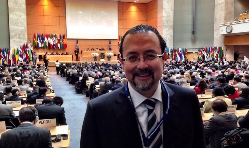 Carlos Bezerra Jr