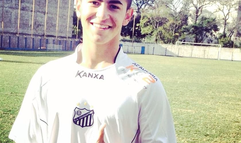 “Eu não compartilho do amor de Deus só no futebol”, diz líder do Time de Jesus