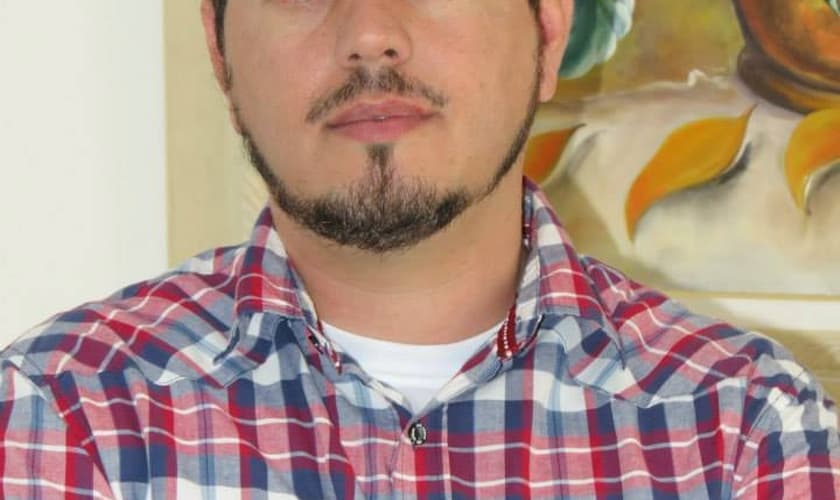 "A 'Cura Gay' não existe, pois a homossexualidade não é doença", diz ex-gay