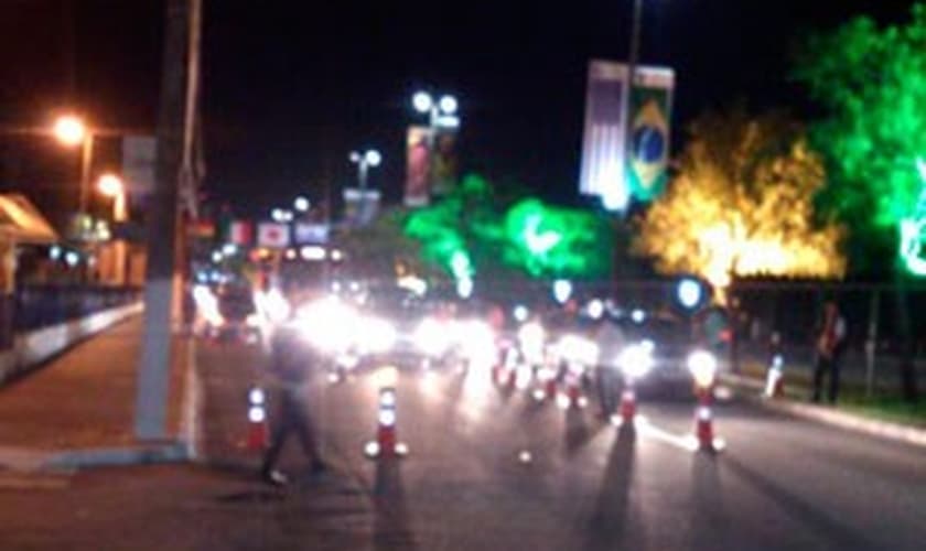 Blitz da Lei Seca foi realizada na Av. Engenheiro Roberto Freire, na Zona Sul de Natal