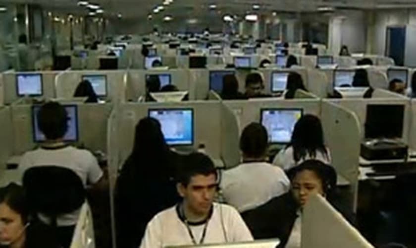 Funcionários de call center