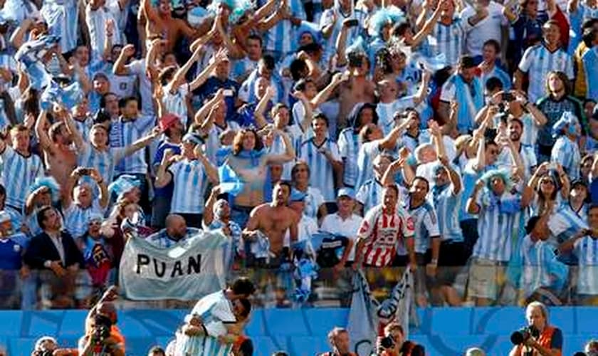 Argentina sofreu e marcou apenas no fim do segundo tempo da prorrogação