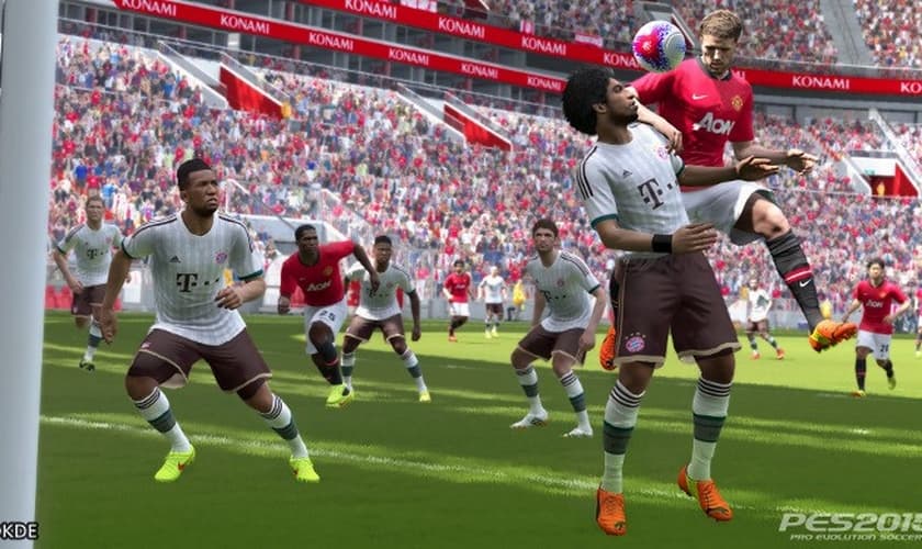 PES 2015 promete resgatar os valores dos antigos games da franquia. 