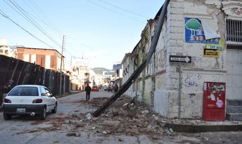 Em San Marcos, na Guatemala, terremoto provocou estragos e matou ao menos duas pessoas