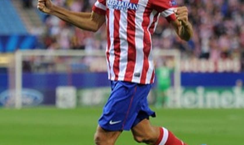 Miranda interessa ao Chelsea para a próxima temproada europeia