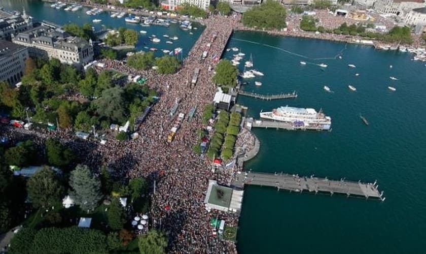 Jovem brasileiro participou de festa em Zurique