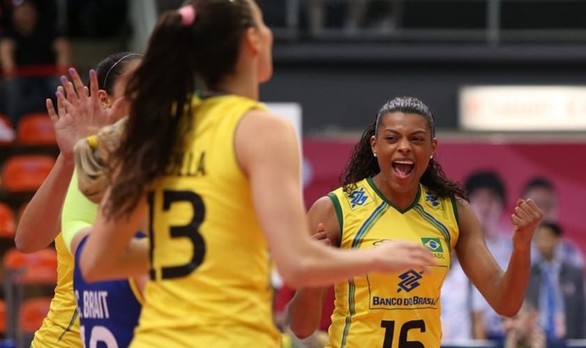 Brasil vence jogo difícil e garante vaga na fase final do Grand Prix