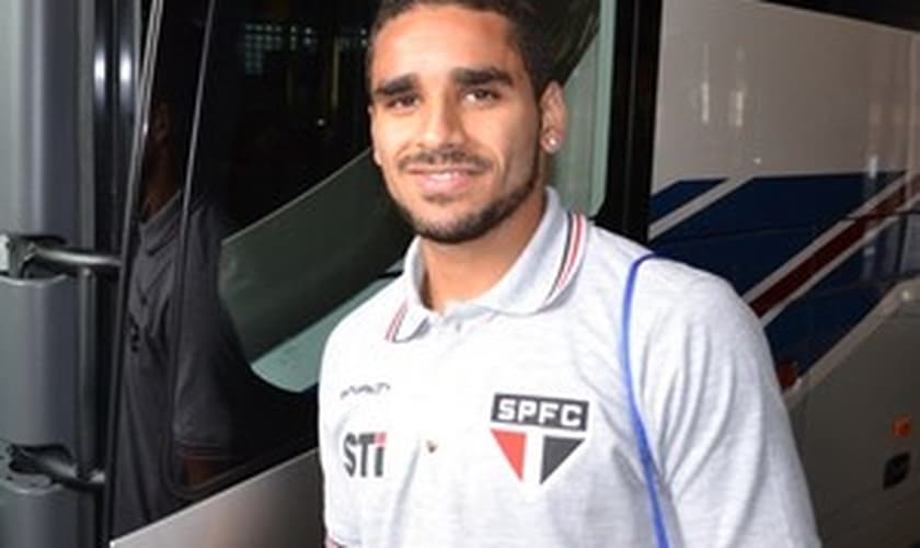 Douglas pode gerar mais dinheiro ao São Paulo