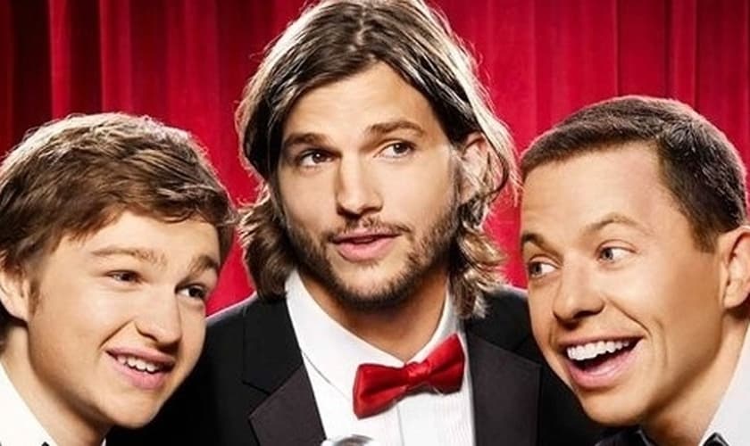 Ashton Kutcher ganhou US$ 26 milhões com "Two and a Half Men"