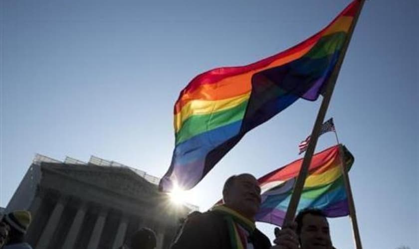 379 empresas apresentaram um documento na Suprema Corte dos Estados Unidos, pressionando o fim da proibição do casamento gay.