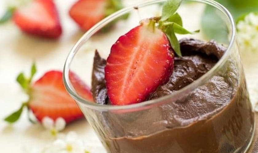 Creme de brigadeiro com morango