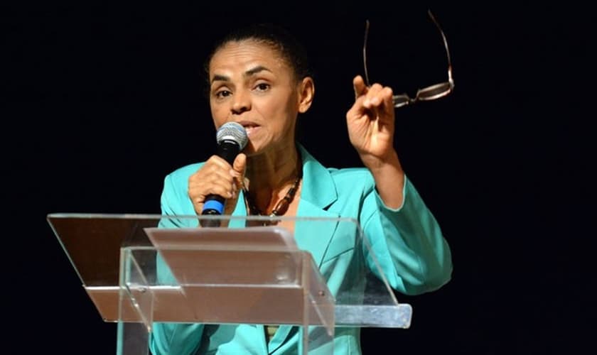 Segundo pesquisa, Marina Silva tem preferência de evangélicos, mas está em segundo lugar entre católicos