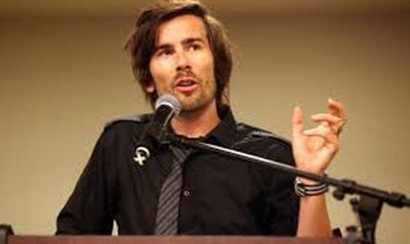 Líder da "XXXchurch" alerta para falta de diálogo sobre pornografia nas igrejas