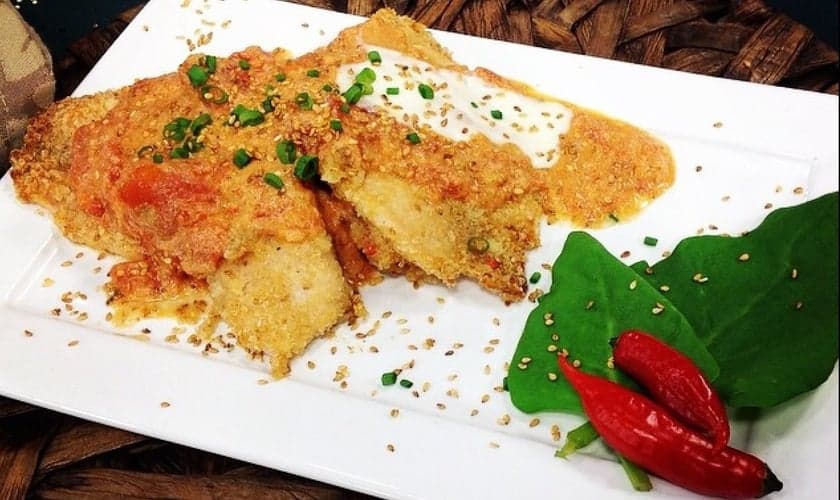 Filé de pescada a la parmegianna light