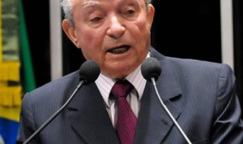 Aliado de Dilma, Bispo Manoel Ferreira aparece em vídeo junto ao Rev. Moon