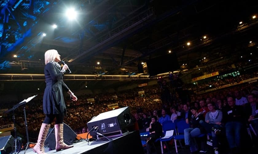 Evangelista da Hillsong Church anuncia treinamento para liderança feminina