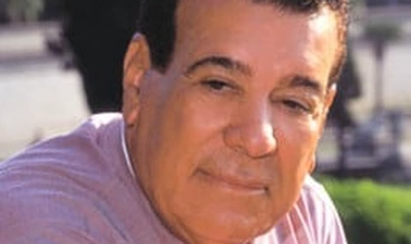 Cantor e evangelista Luiz de Carvalho encontra-se internado em estado grave