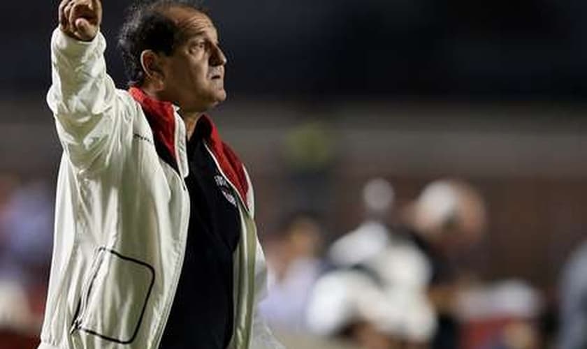 Muricy terá de montar equipe com nove desfalques para essa rodada