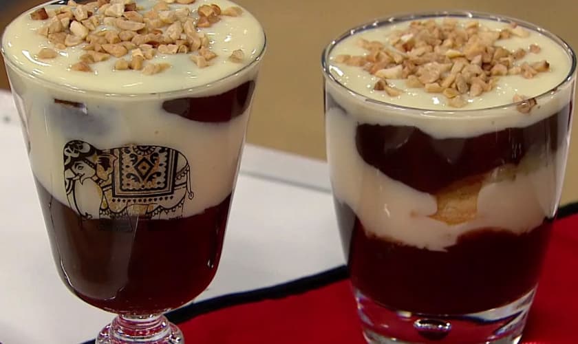 Pavê de limão, chocolate e banana