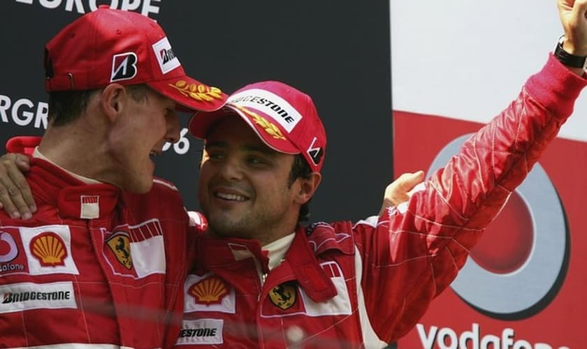 Michael Schumacher e Felipe Massa no pódio do GP da Europa de 2006 (Foto: Getty Images)