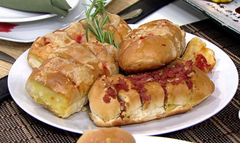 Pão de alho recheado