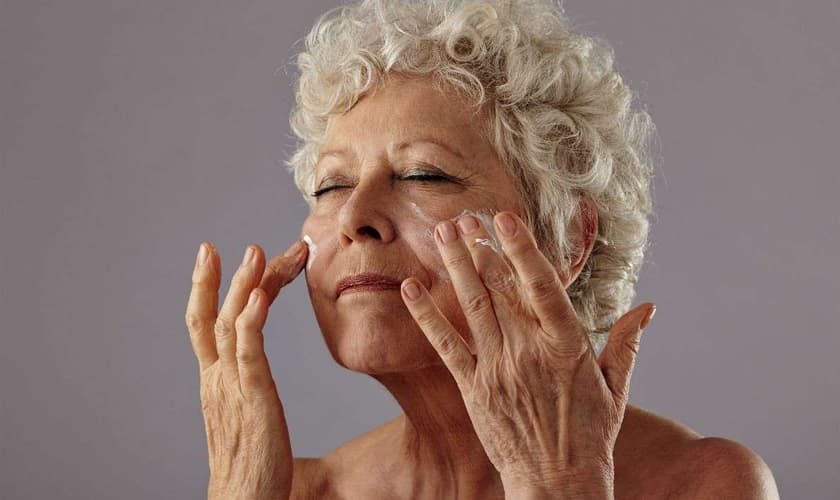 Maquiagem pele madura