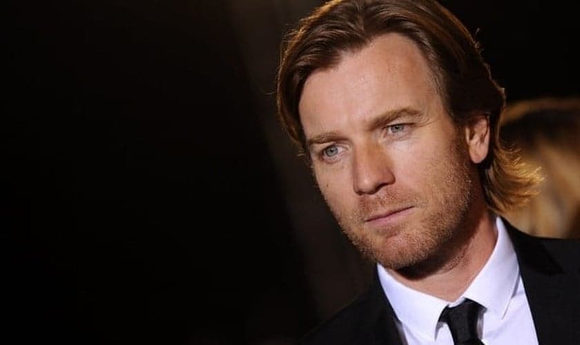 Em novo filme, Ewan McGregor interpreta papeis de Jesus e do diabo