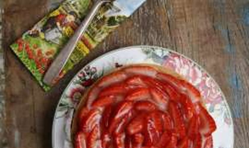 Torta de morango e creme