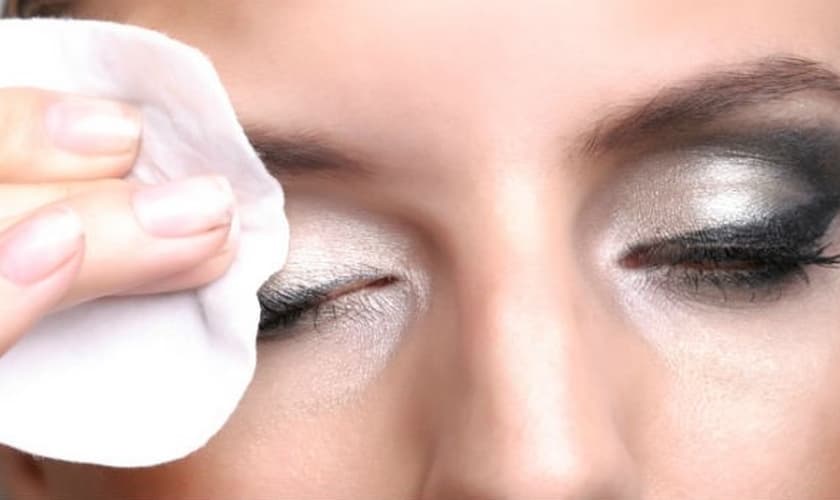 óleos para remover a maquiagem