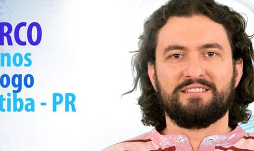 Marco chegou a passar pela Aeronáutica, fez faculdade de Engenharia e estudou Teologia