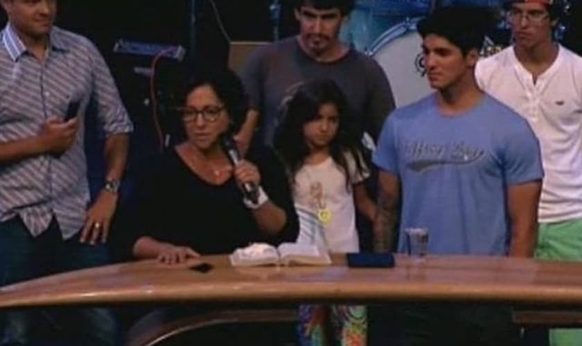 Gabriel Medina dando o seu testemunho na Bola de Neve Church