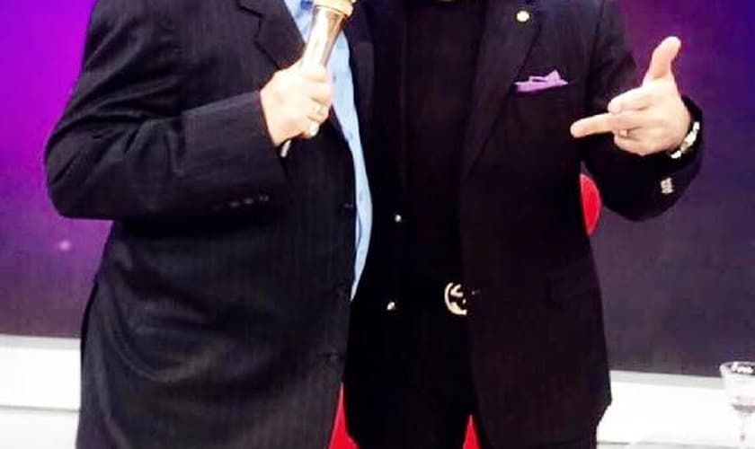 "Participei do quadro 'Elas Querem Saber' e foi forte!", adiantou o pastor.