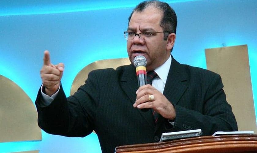 Josué Gonçalves é pastor sênior do Ministério Família Debaixo da Graça - Assembleias de Deus em Bragança Paulista (SP).