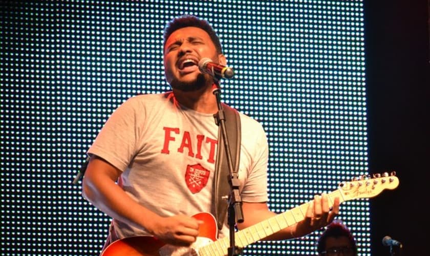 Eli Soares tem se destacado na música gospel por suas letras que falam sobre a espiritualidade e o seu estilo, que mistura black music, funk e mpb