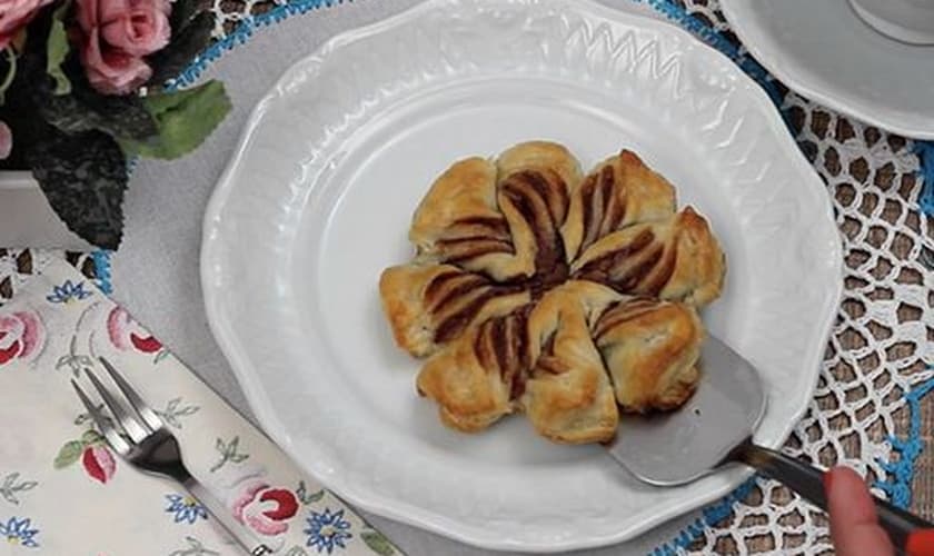 Florzinha folhada de Nutella