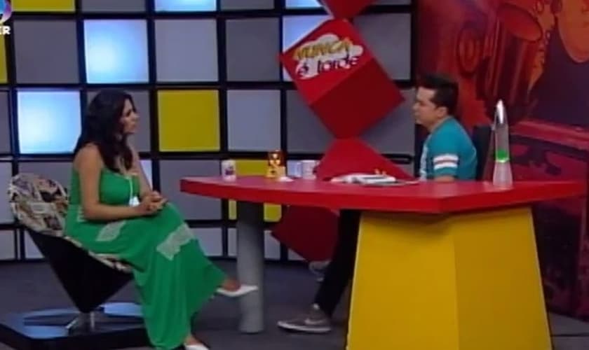 Janaína Barcelos no Nunca é Tarde