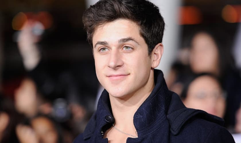 David Henrie trabalhou em produções da Disney, mas afirmou que trabalhar neste filme cristão foi algo transformador em sua vida