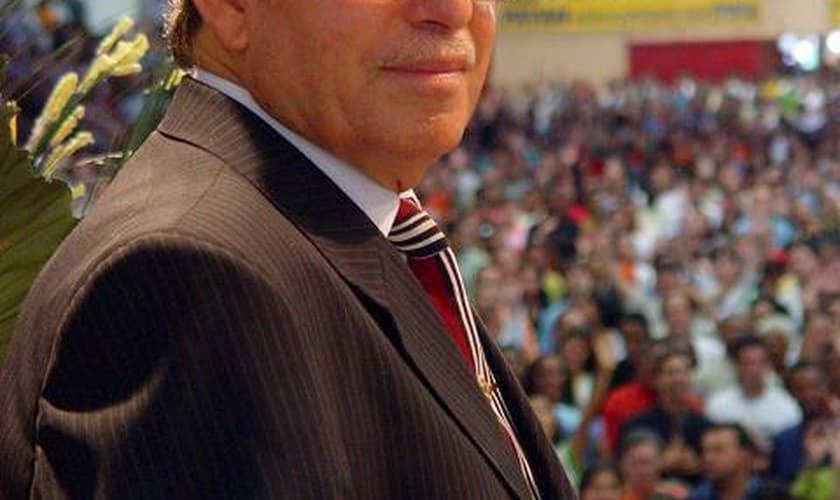 Pastor Cesino Bernardino é presidente dos Gideões Missionários da Última Hora