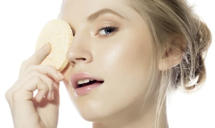 Rotina na de maquiagem pela manhã