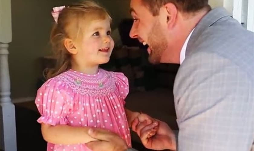 Encontro entre pai e filha