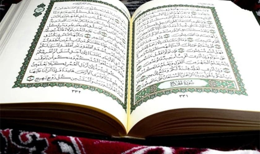 Ex-muçulmano afirma que o Alcorão pode levar o Jesus da Bíblia. (Foto: Reprodução/ História do Mundo )