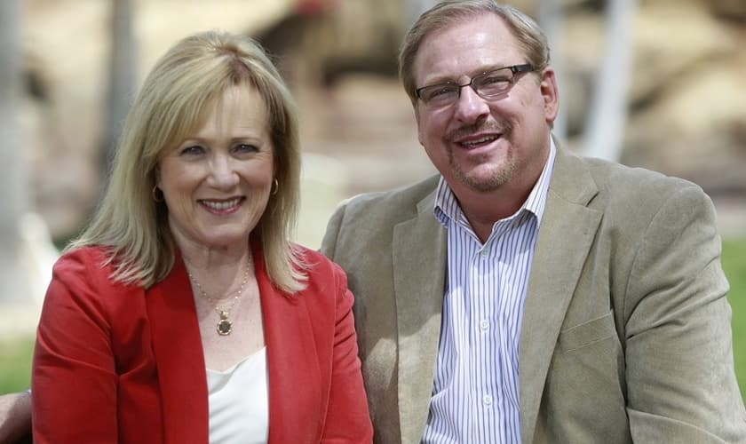 Rick Warren lidera a Igreja de Saddleback, na Califórnia (EUA). A denominação tem atualmente 20.000 membros espalhados pelos Estados unidos.
