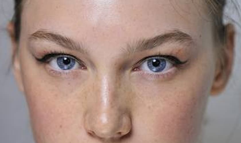 Delineador é a maquiagem mais usada nos desfiles da Semana de Moda de SP