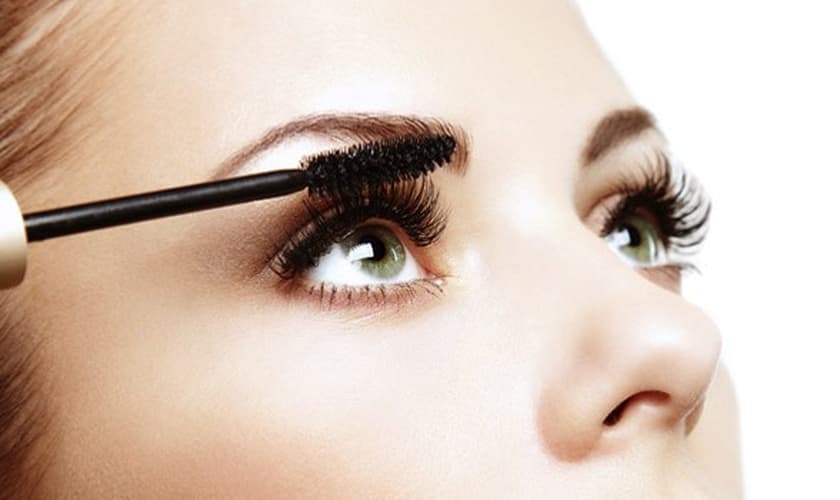 Dicas para retocar a maquiagem durante o dia