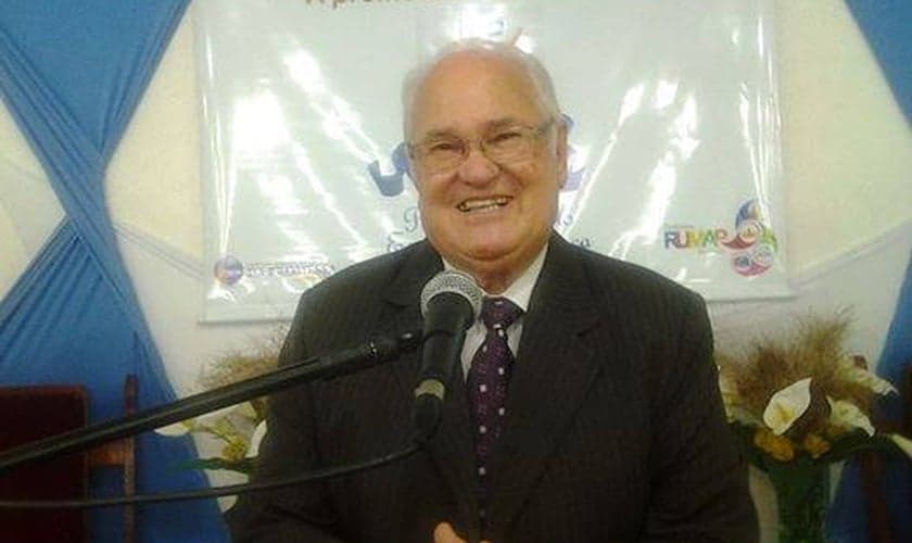 Pastor Miguel Correa