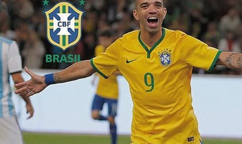 Diego Tardelli é um dos 23 convocados para disputar a Copa América, sob o comando do técnico Dunga, no Chile.