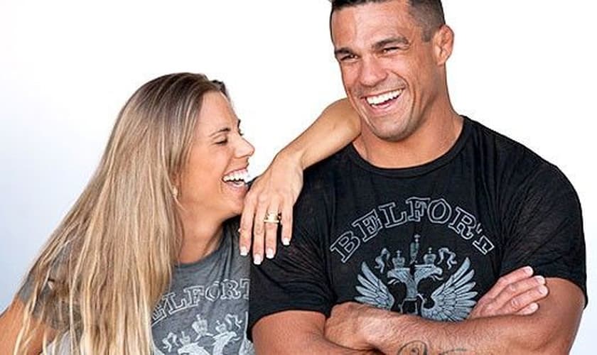 O lutador faz questão de conviver com pessoas de extrema importância para ele.