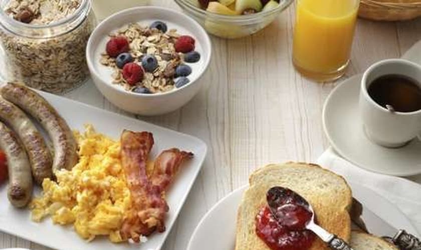 Alimentos certos para o café da manhã 