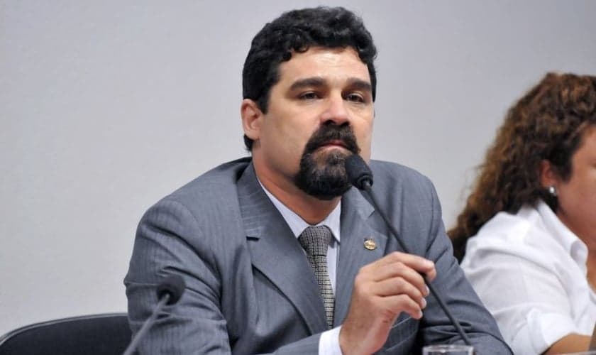 Dr. Sérgio Harfouche é promotor de justiça, membro da Adhonep, presidente do Conselho Estadual Antidrogas (CEAD) do Mato Grosso do Sul e grande divulgador do ProCEVE (Projeto Contra a Evasão e Violência Escolar).