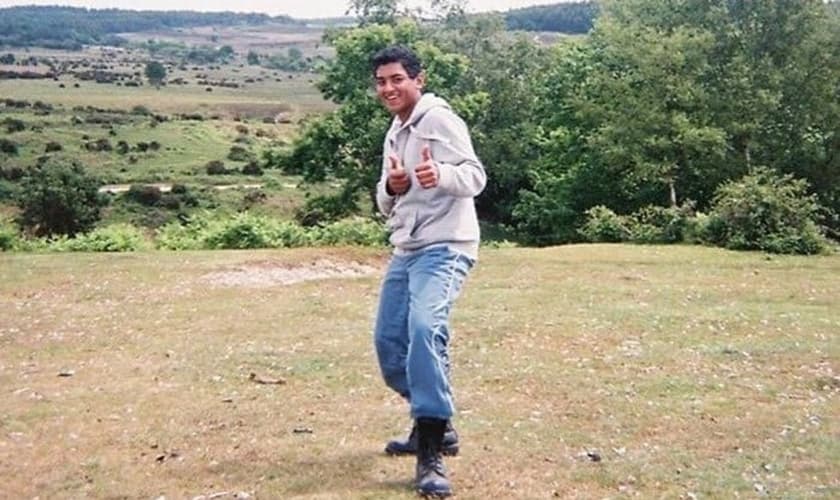 Krtin Nithiyanandam, criador do teste de Mal de Alzheimer